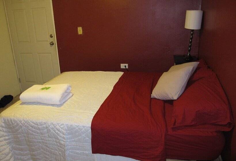 标准间, Waterfall Hostel