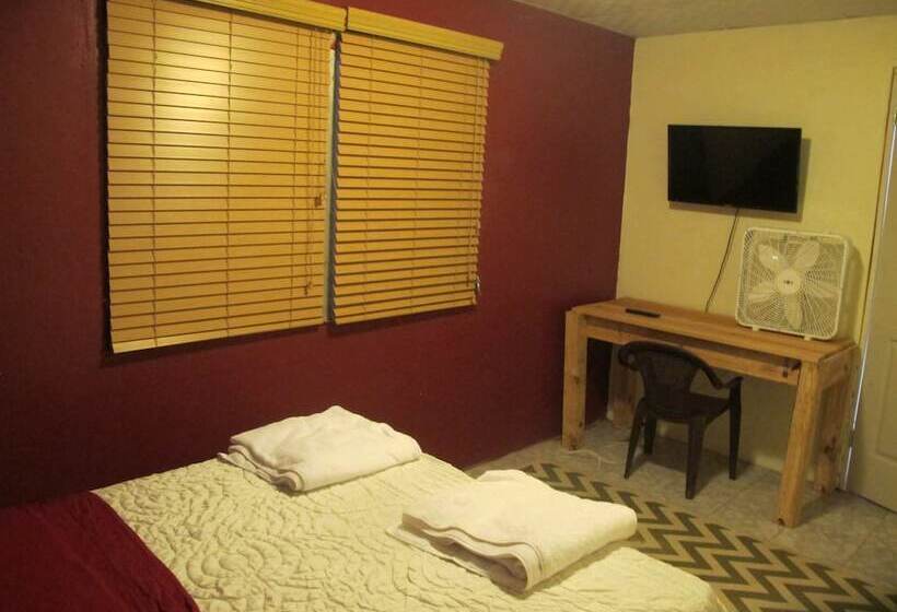 标准间, Waterfall Hostel