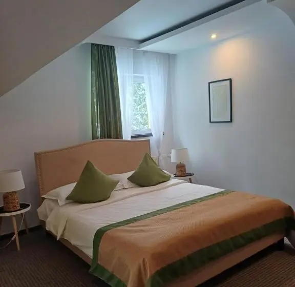 اتاق استاندارد با بالکن, Apartamente Private A&l View