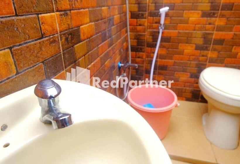 스탠다드 룸, Guest House Bibong Makassar Mitra Reddoorz