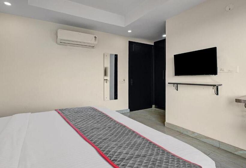 三人经典房间, Super Townhouse Tipsyy Near Bestech Central Square Mall