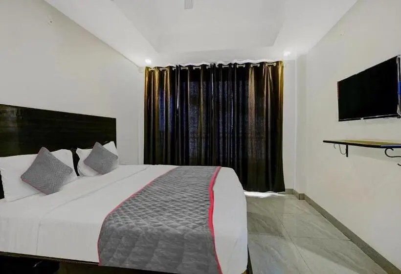 トリプルクラシックルーム, Super Townhouse Tipsyy Near Bestech Central Square Mall