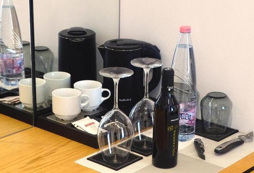 Номер Deluxe, Valmar