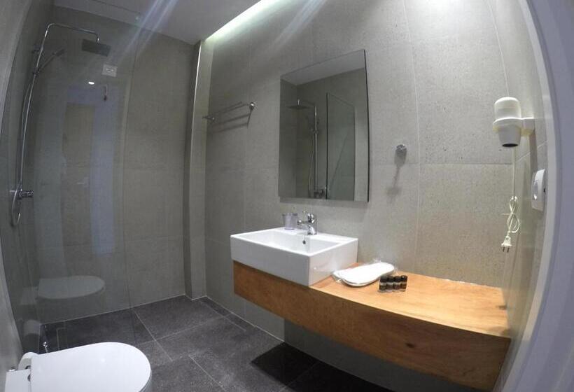 Трехместный Номер Deluxe, Valmar