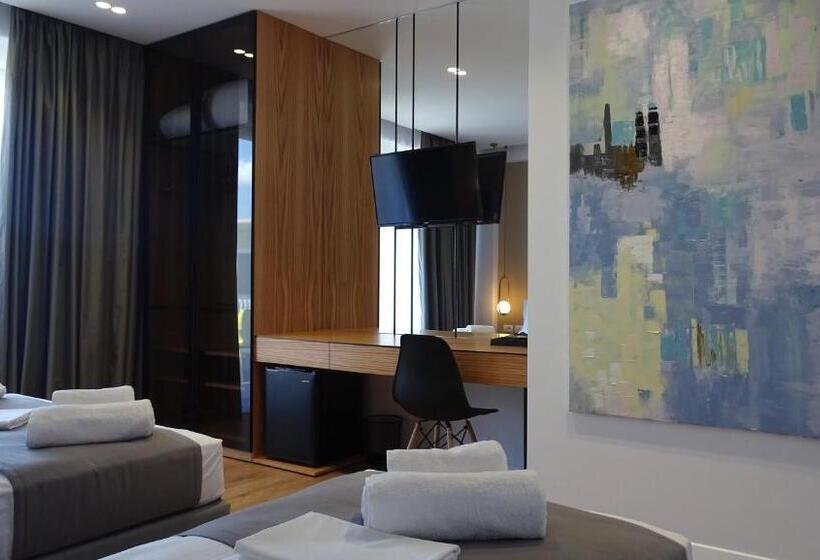 Трехместный Номер Deluxe, Valmar