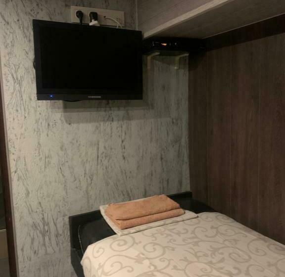 غرفة إقتصادية, хостел хан