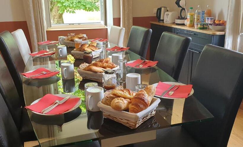 スーペリアファミリールーム, Château De Grandmont