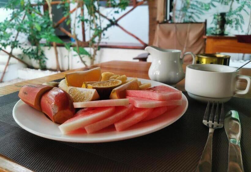 Standaardkamer met Kingsize Bed, Savi House Nungwi