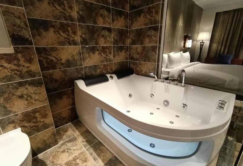 חדר דלוקס, Amaravathi