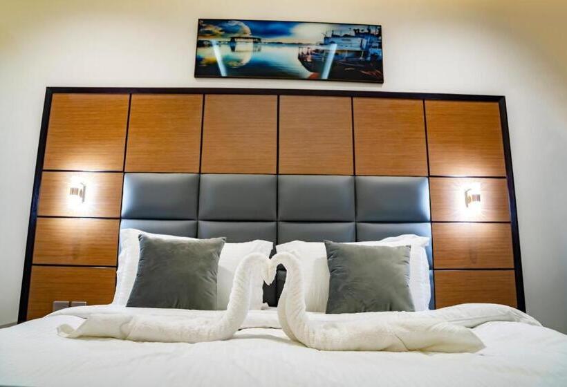 行政套房, Five Season