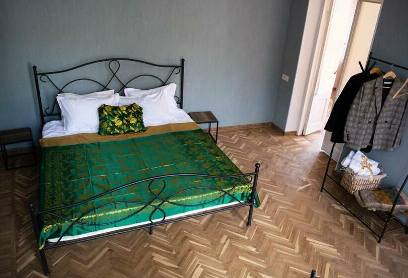 اتاق استاندارد با بالکن, Sunflower