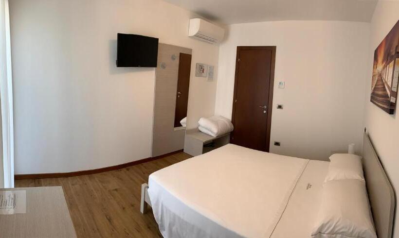 غرفة قياسية, Locanda L'officina