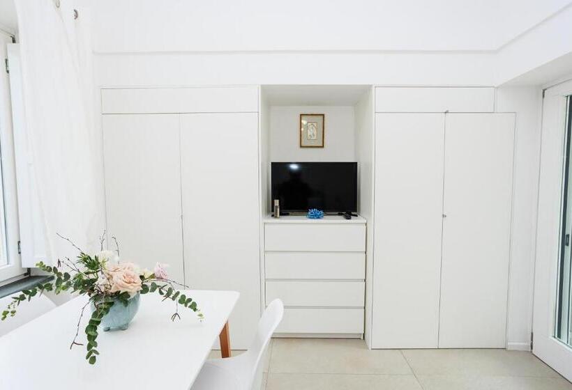 标准间, La Pigna Blu
