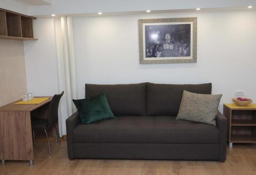 اتاق استاندارد سه نفره, Palace Megdan