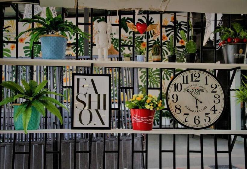 Трежместный Номер Economy, Boutique Budapez