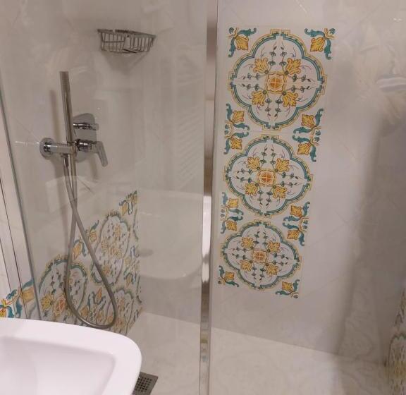 이코노미 룸, La Croce Dei Templari   Very Central With Parking