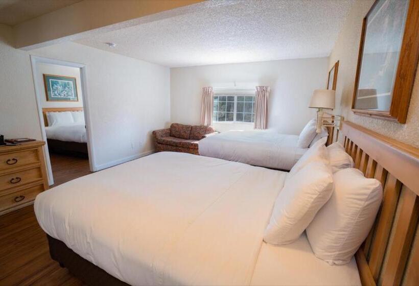 디럭스 트리플 룸, Cold Creek Inn