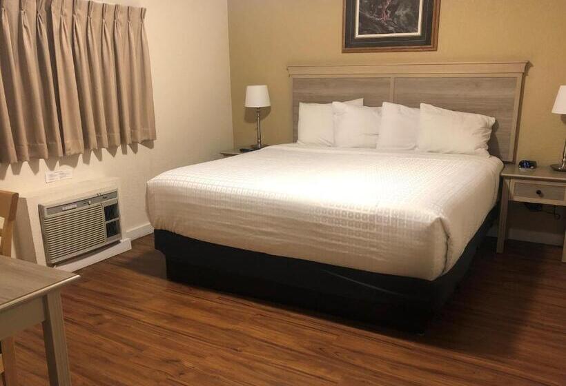 디럭스 스튜디오, Cold Creek Inn