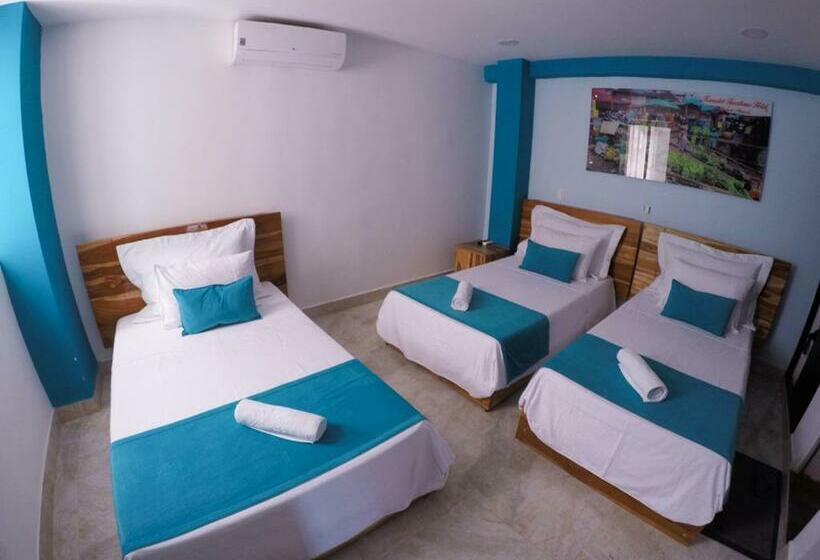 Трехместный Номер Superior, Kamaleb Farallones