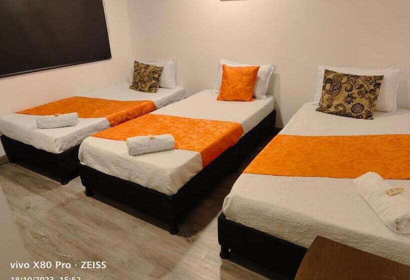 家庭间, Kristal Ferial