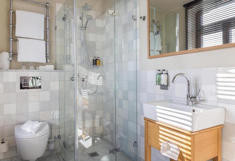 带阳台的豪华间, Mimosa Suites