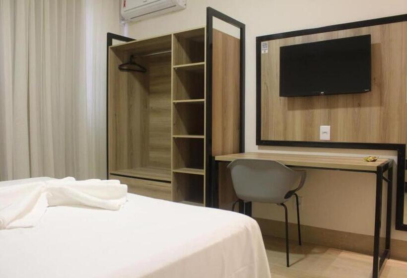 Chambre Standard, Oscar Gold Janaúba