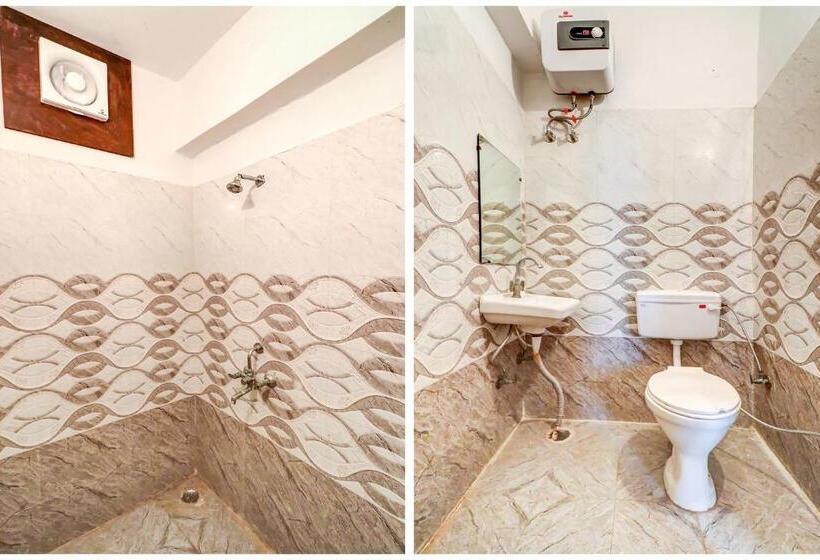 Standard Kolmen Hengen Huone, Spot On 78882 Shree Shakti