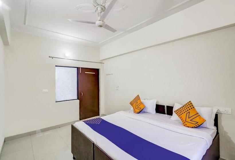 Standard Kolmen Hengen Huone, Spot On 78882 Shree Shakti