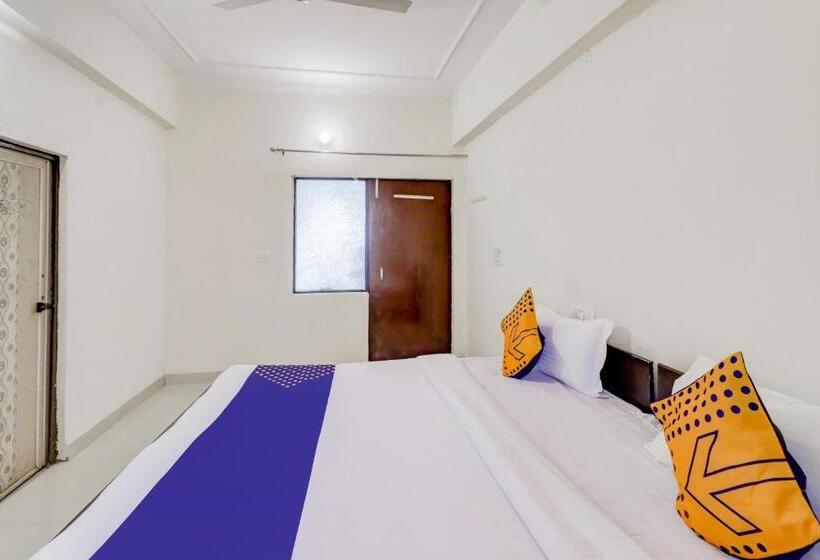 Standard Kolmen Hengen Huone, Spot On 78882 Shree Shakti