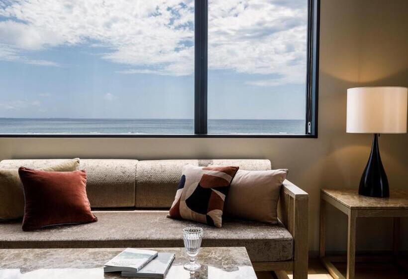 חדר סופריור נוף לים, Mb Gallery Chatan By The Terrace Hotels