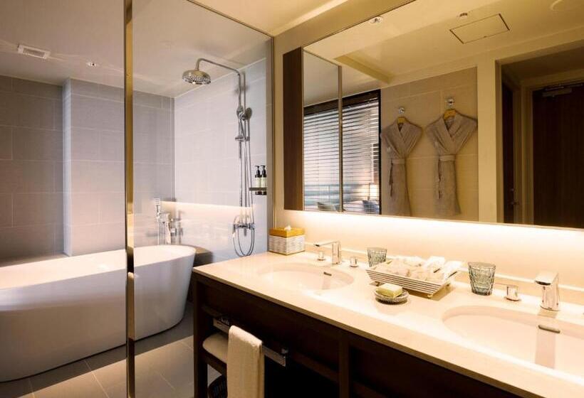 Номер Deluxe с Видом, Mb Gallery Chatan By The Terrace Hotels