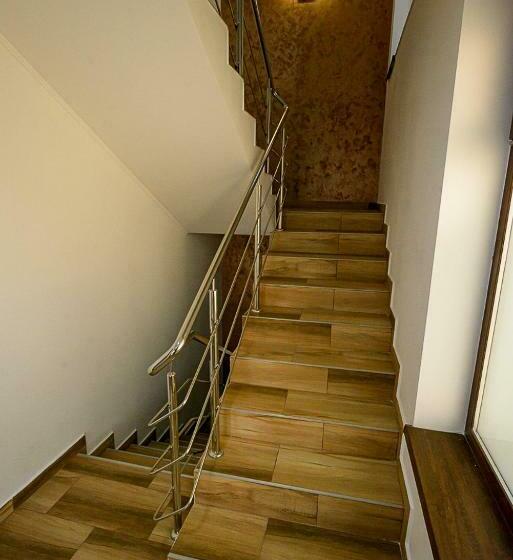 غرفة قياسية ثلاثية, Casa Domneasca Riana