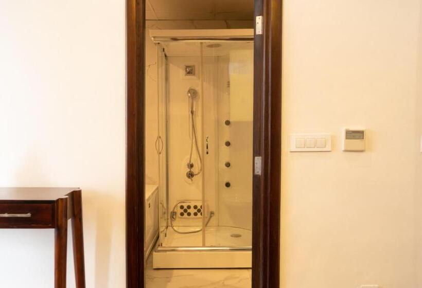 سوئیت با وان آب گرم, The Orchid Hotel Shimla