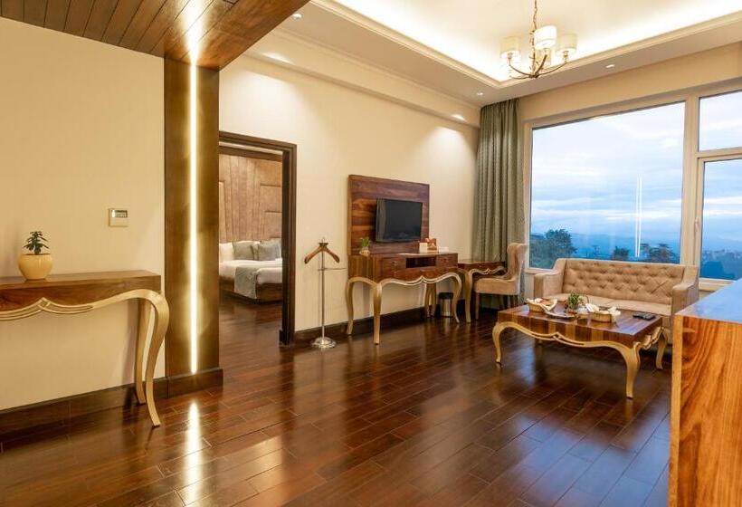 سوییت, The Orchid Hotel Shimla