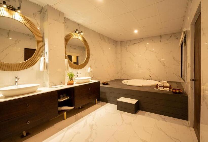 سوییت, The Orchid Hotel Shimla