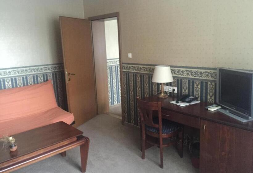 Люкс, Chateau Montagne Hotel Troyan