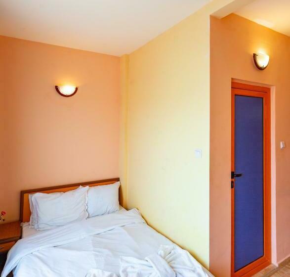 Номер Стандарт, Family Hotel Jemelly