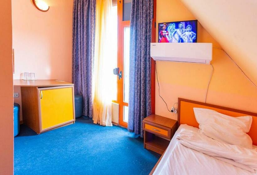 Номер Стандарт, Family Hotel Jemelly