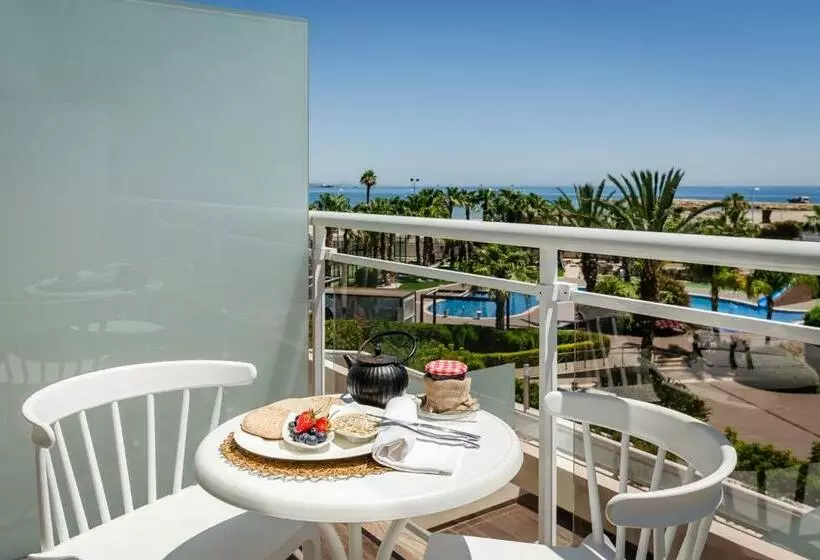 オーシャンビューファミリールーム, Gran Palas Hotel   Spa Incluido