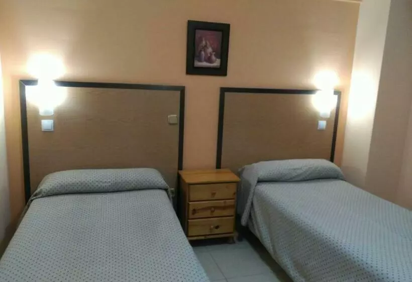 スタンダードルーム, Hostal Ds