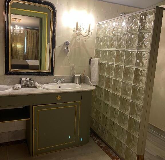 디럭스 룸, Sogni D Oro