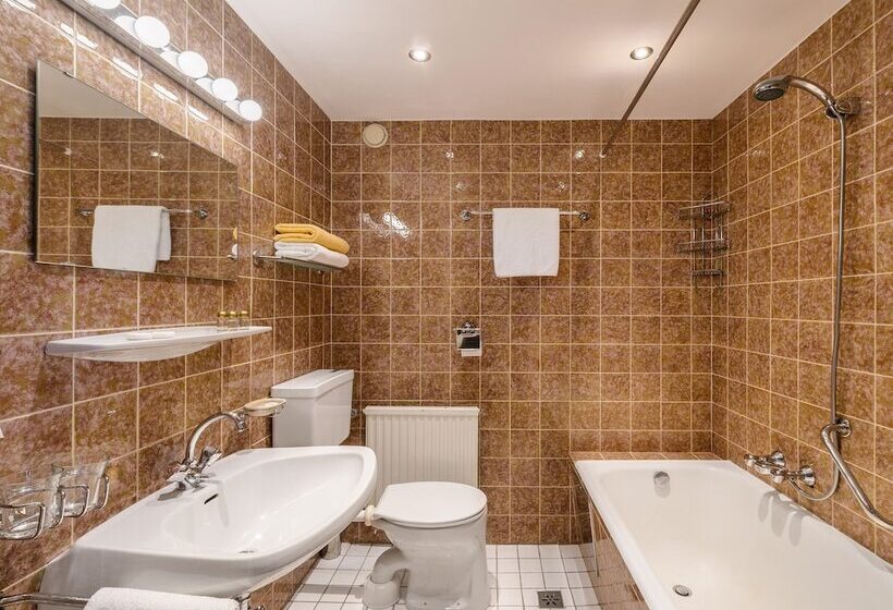 スタンダードルーム, Barenwirth