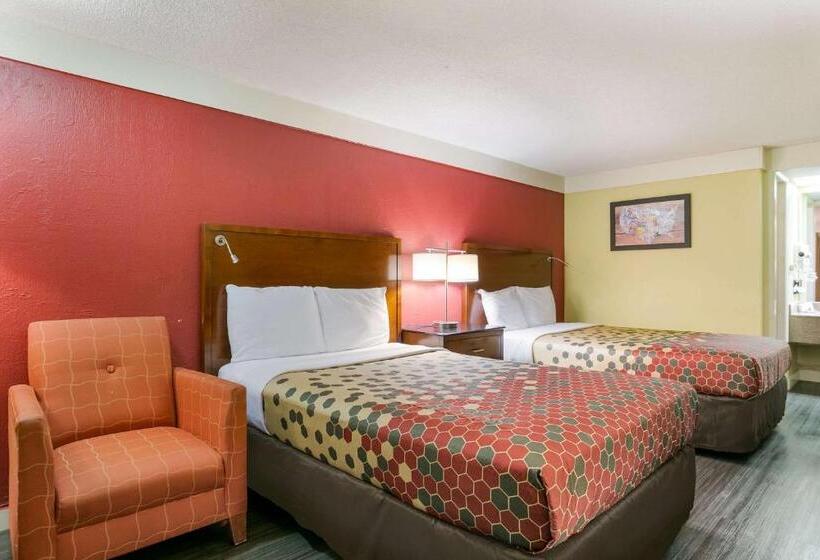 غرفه قياسيه سريرين مزدوجين, Econo Lodge Frederick I70