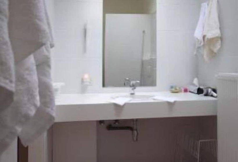 اتاق استاندارد, Elckerlyck Inn