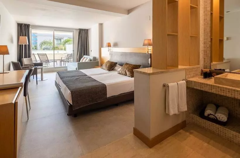 オーシャンビューファミリールーム, Gran Palas Hotel   Spa Incluido