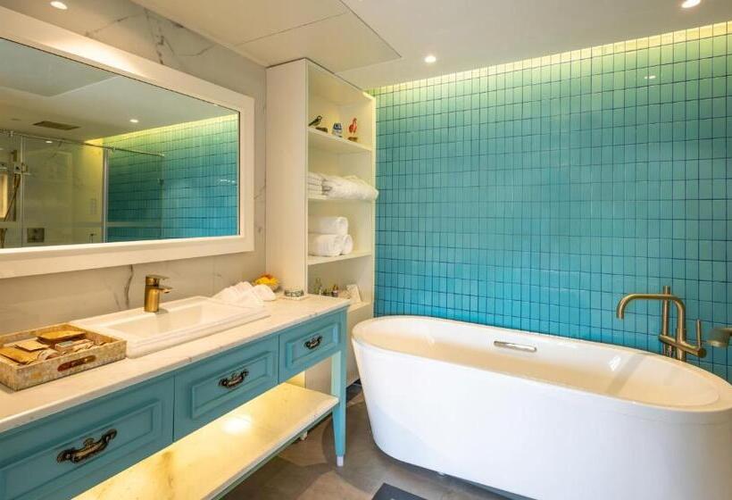 Executive Suite, Heritage Village Resort & Spa Goa