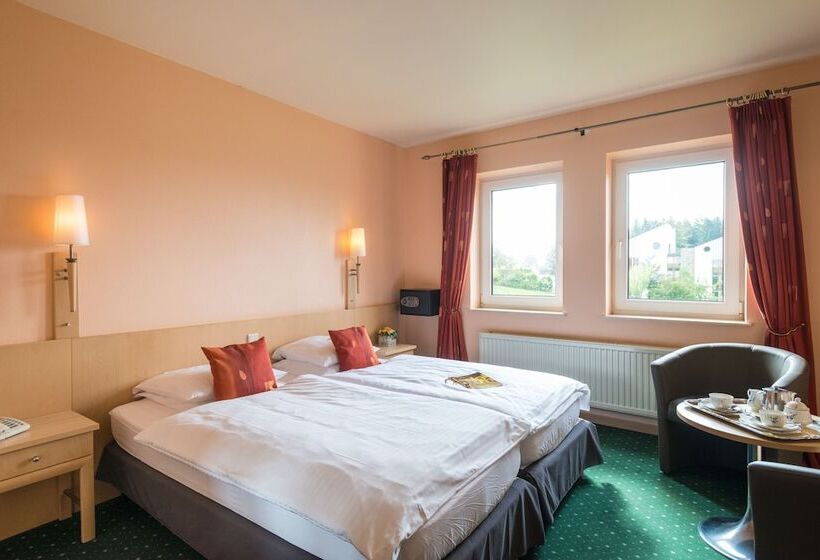 スタンダードルーム, Hotleu