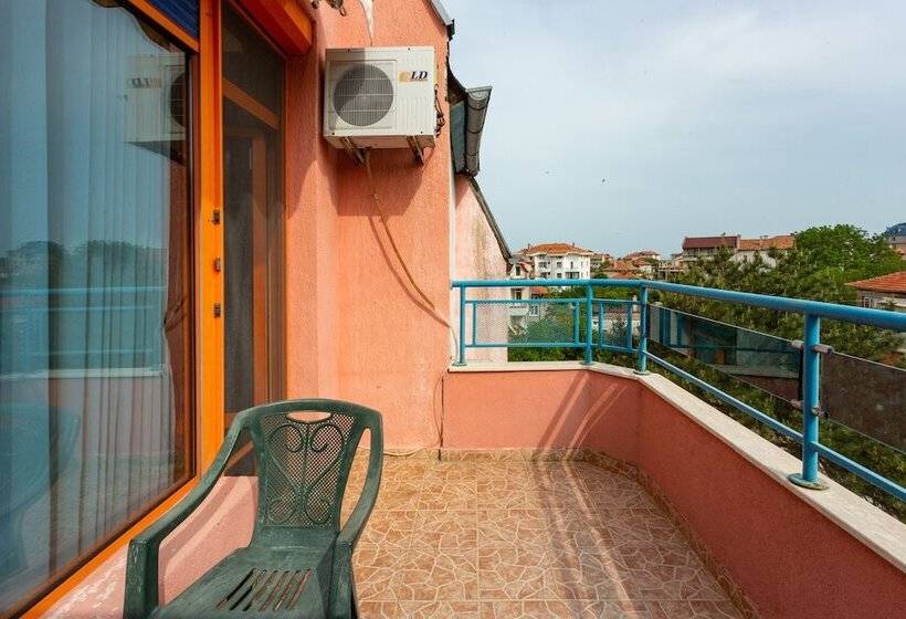 Номер Стандарт, Family Hotel Jemelly