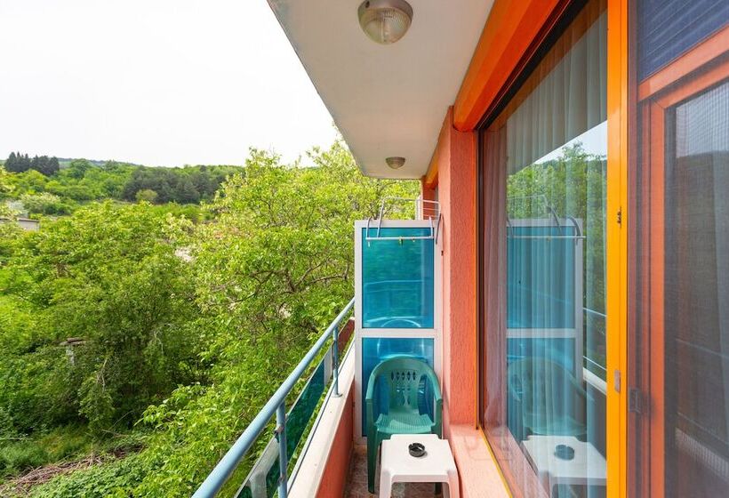 Номер Стандарт, Family Hotel Jemelly