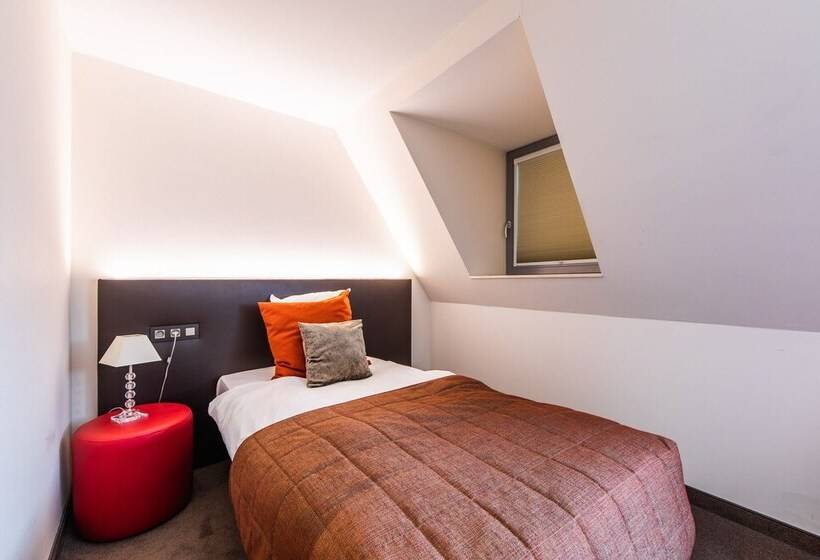 Номер Стандарт Индивидуальный, Malpertuus